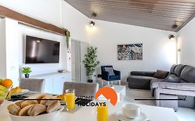 #265 Charming Villa Sam